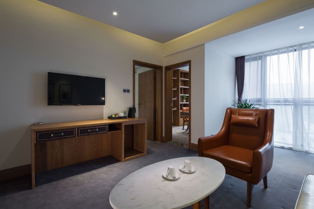 Prolit Dazhou Hotel