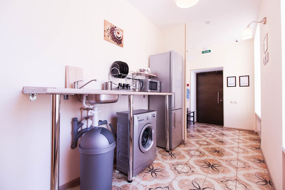 SuperHostel on Nevsky 130