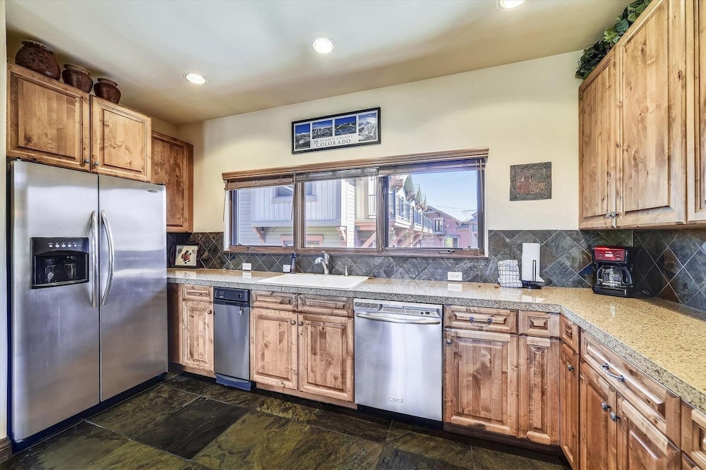 Marina Park 14c 3 Bedroom Townhouse by RedAwning
