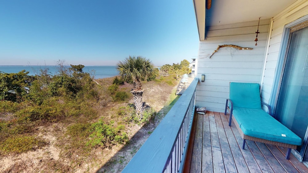 Beach Racquet B by Tybee Vacation Rentals