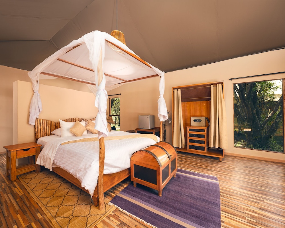 Mara Kimana Camp view 3