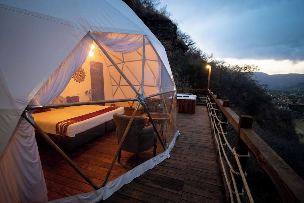 Glamping Malikualli