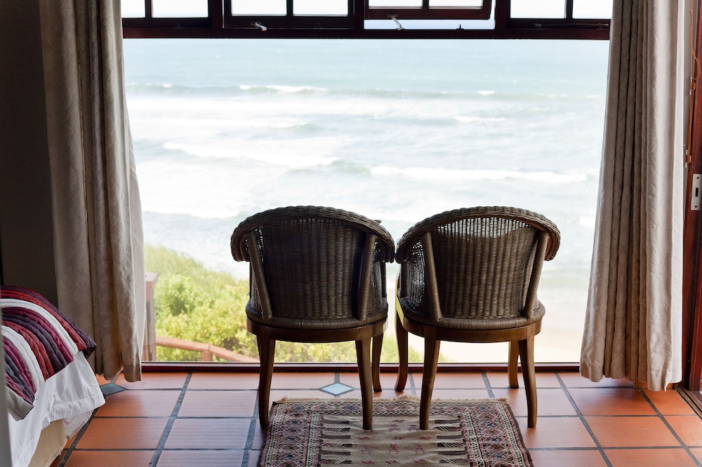Dolphin Dunes Guest House