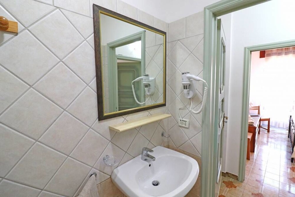 Casa Silvia en Otranto — bathroom