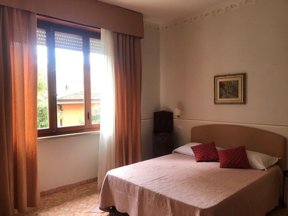 B&B Myosotis en Pisa