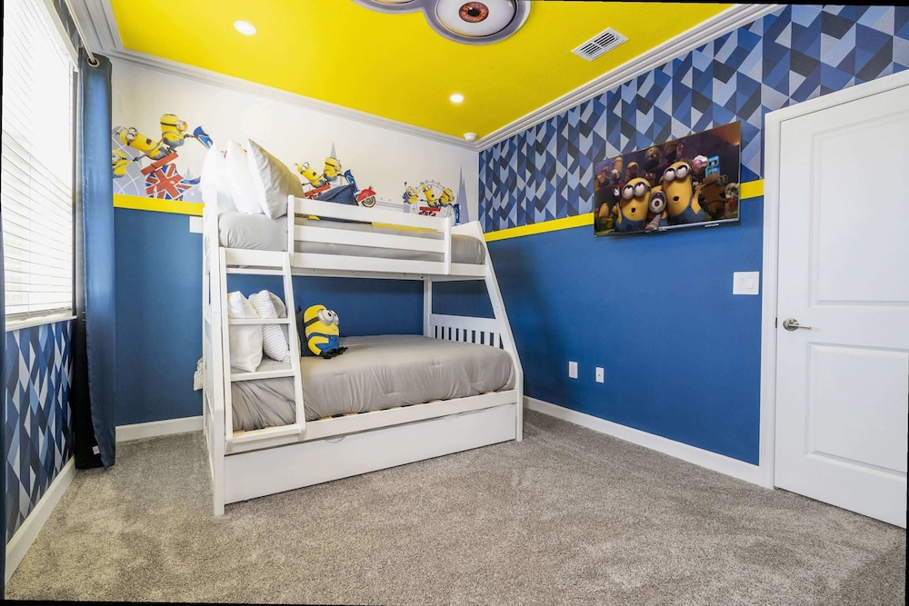 Themed 5Bd Family Villa w Pool Spa Near Disney