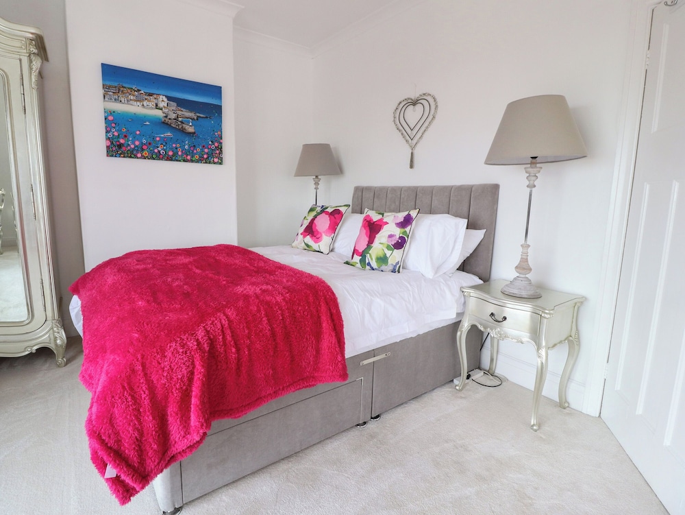 12 Pennystone Road