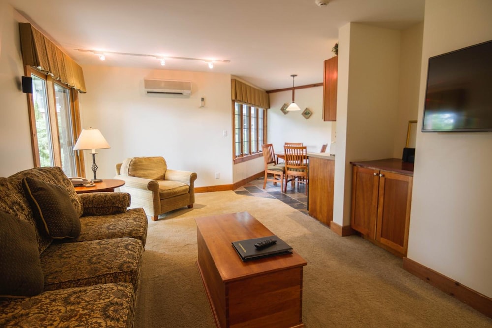 Winwood Condominiums by Windham Mountain Club
