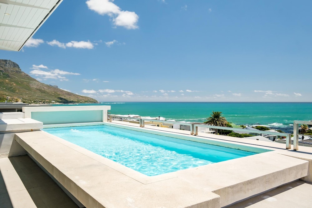 Sapphire Tide Penthouse w Sea View Private Pool