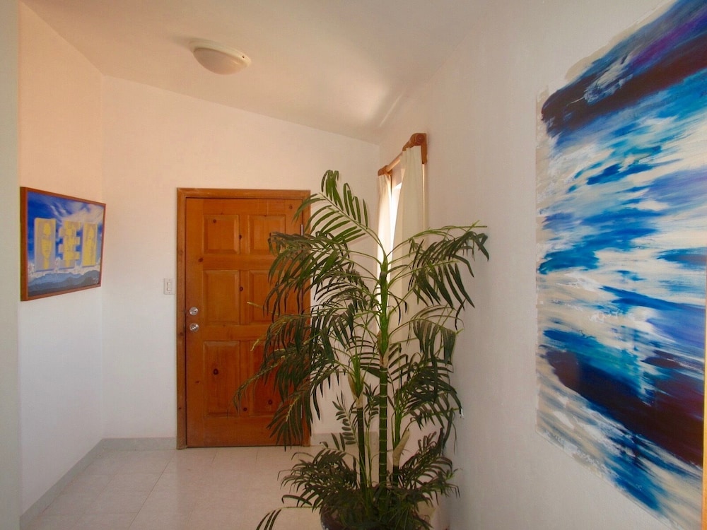 Playa Encanto Scenic Gem Ocean Front Home