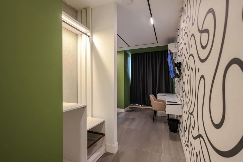 Grandstay Studio 111