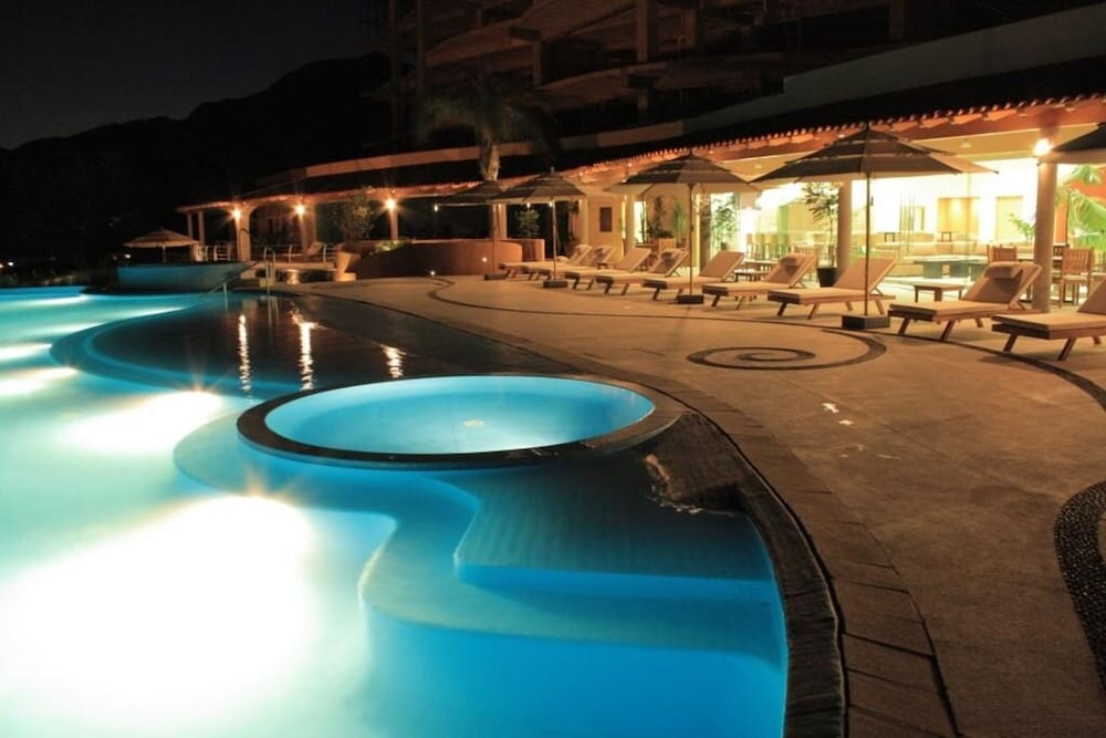 Anana El Dorado 203 Condo With Lake Views Pool