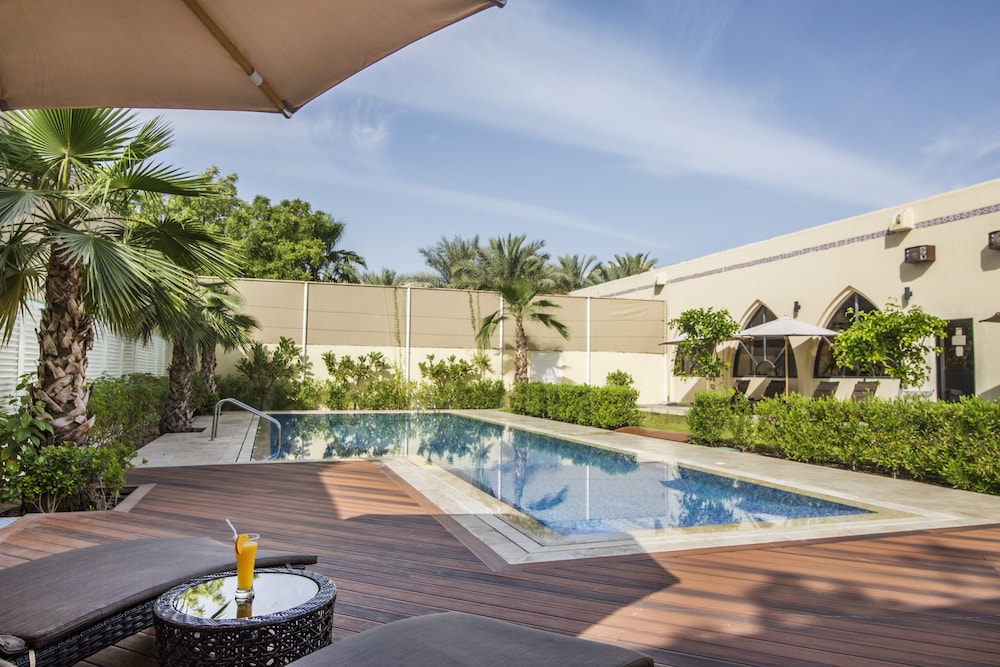 Abu Dhabi Vacations - Metropolitan Al Mafraq Hotel - Property Image 34