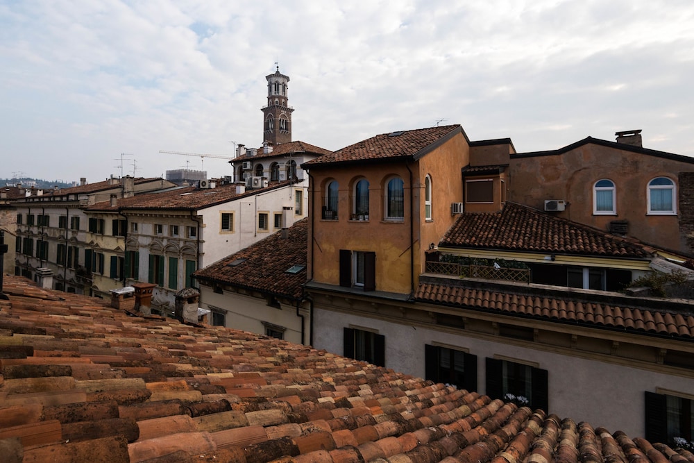 Bright Apartments Verona - Borsari Historical 1
