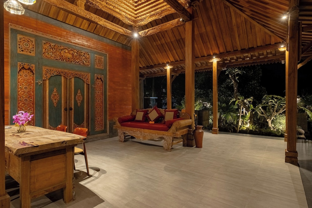 Agrapana Ubud Villa