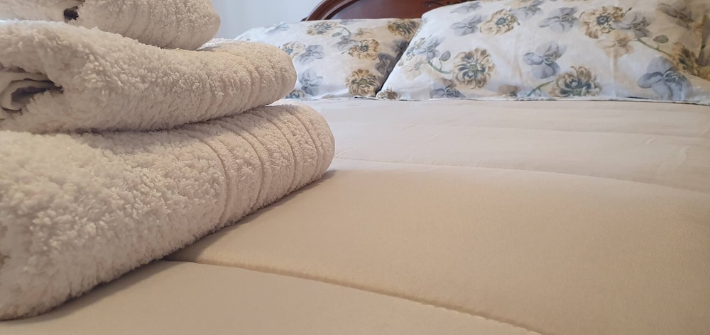 Room in B&B - Comfortable Room With Spacious Kitchen - Suite Colosseo photo 2