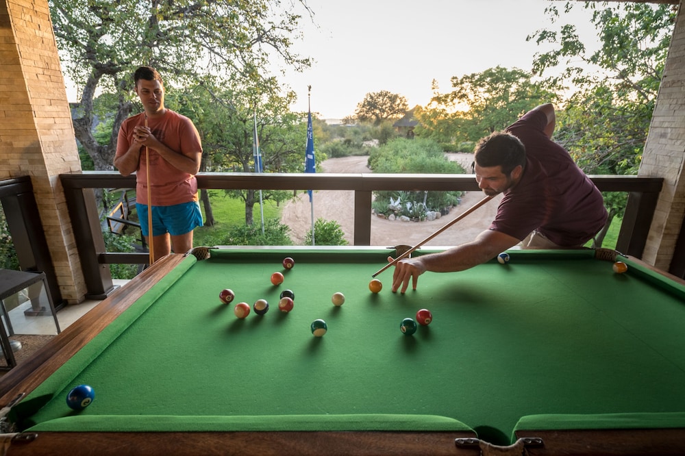Makumu Private Game Lodge