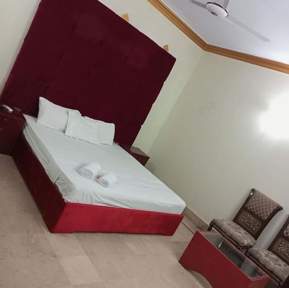 Hill View Guest House Karachi view 4