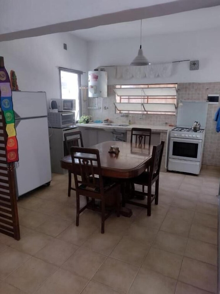 Hostal Avalon