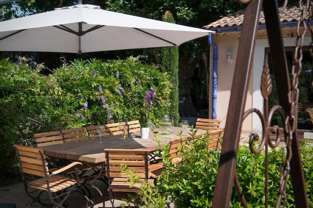 Charming Mas Provencal With Swimming Pool