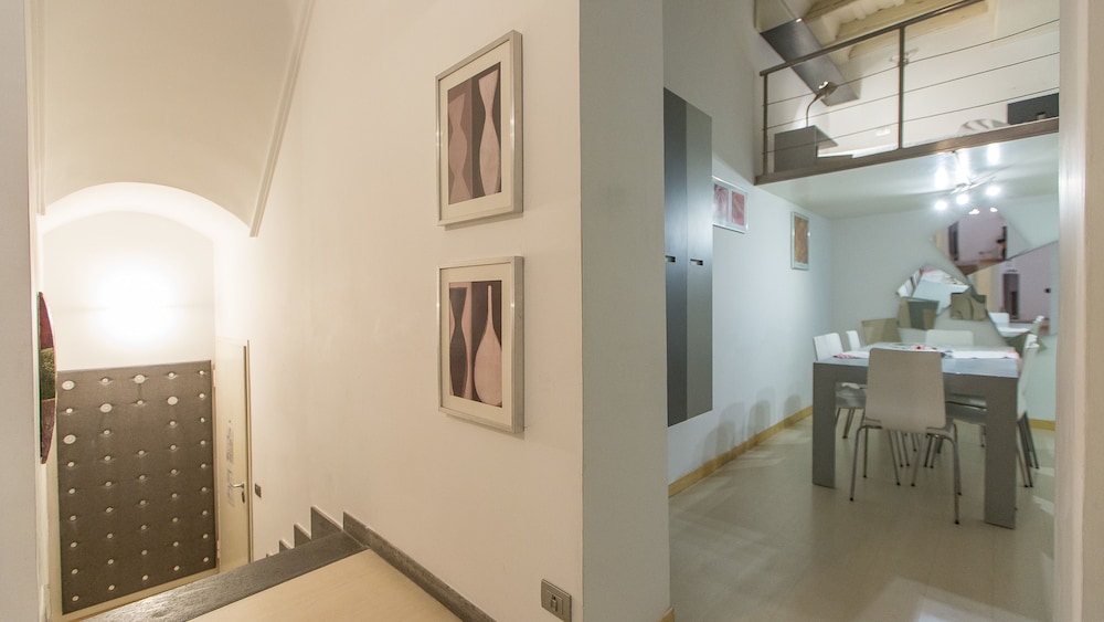 Rental in Rome Bernini Square