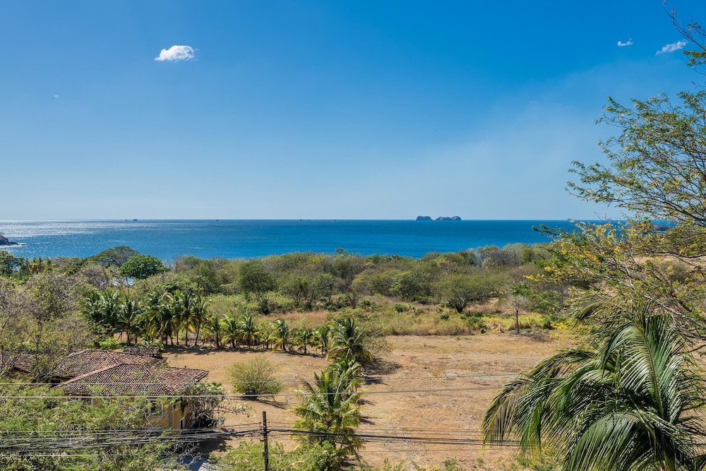 Oceanview Condo With Pool Near Playa Prieta 2BR - Vida de la Paz 4