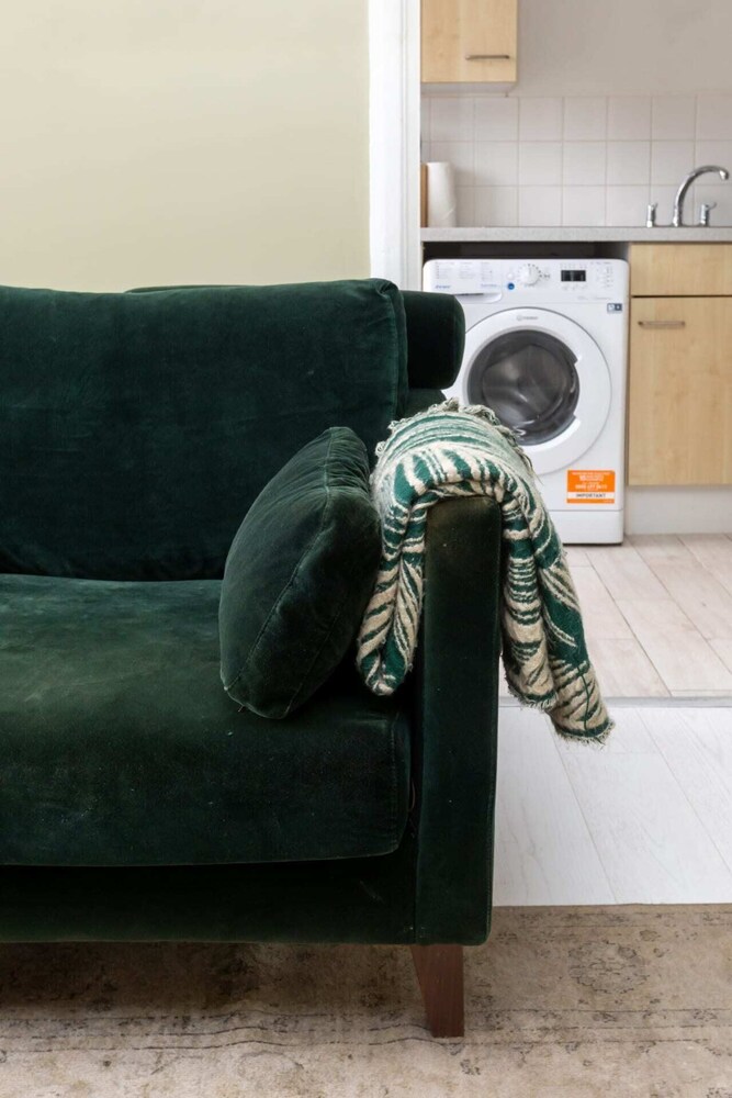 Light & Central 1BD Flat - Dalston