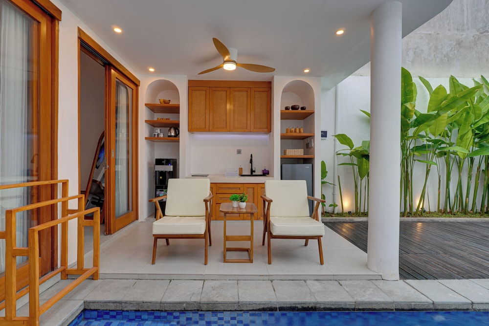 LaLuxe Villa and Residence