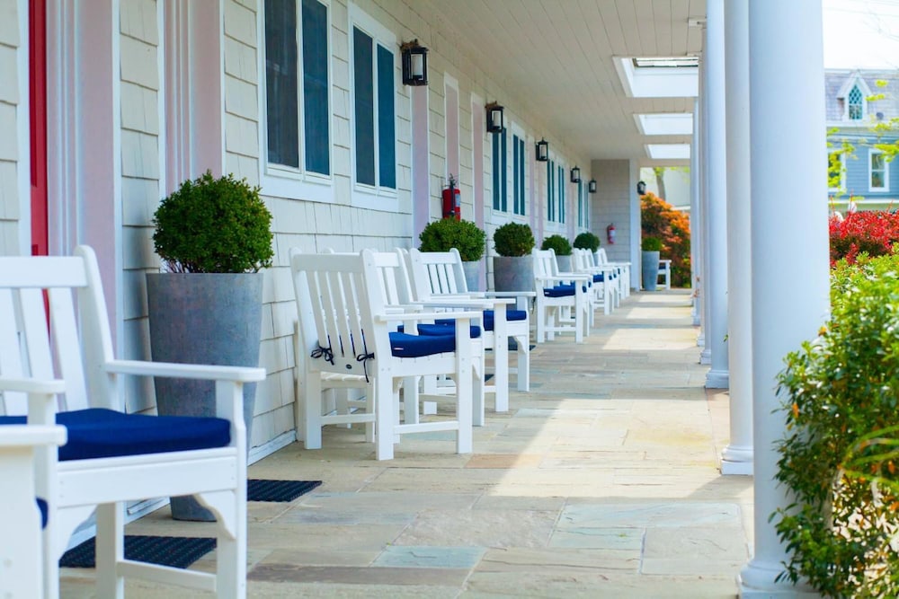 Southampton Village Motel