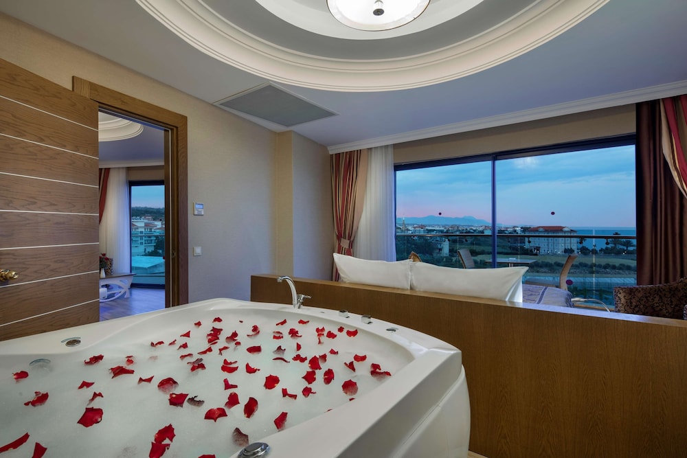 Granada Luxury Resort Okurcalar - All Inclusive