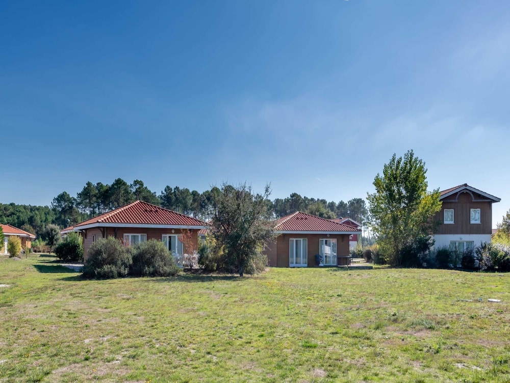 House by Lake Biscarrosse With Terrace view 5