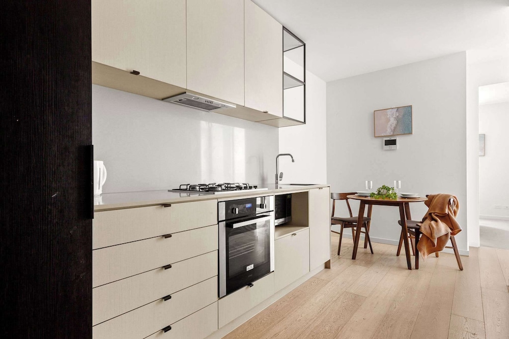 A 2BR Apt in Parkville Near the Melbourne Zoo