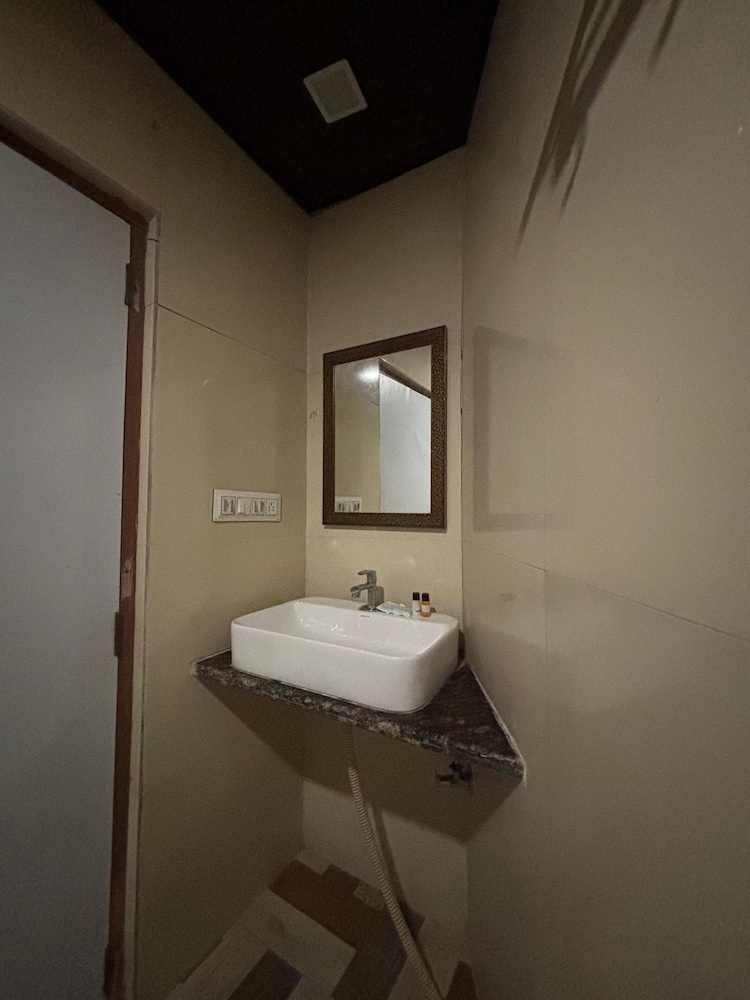 Badi Garh Resort