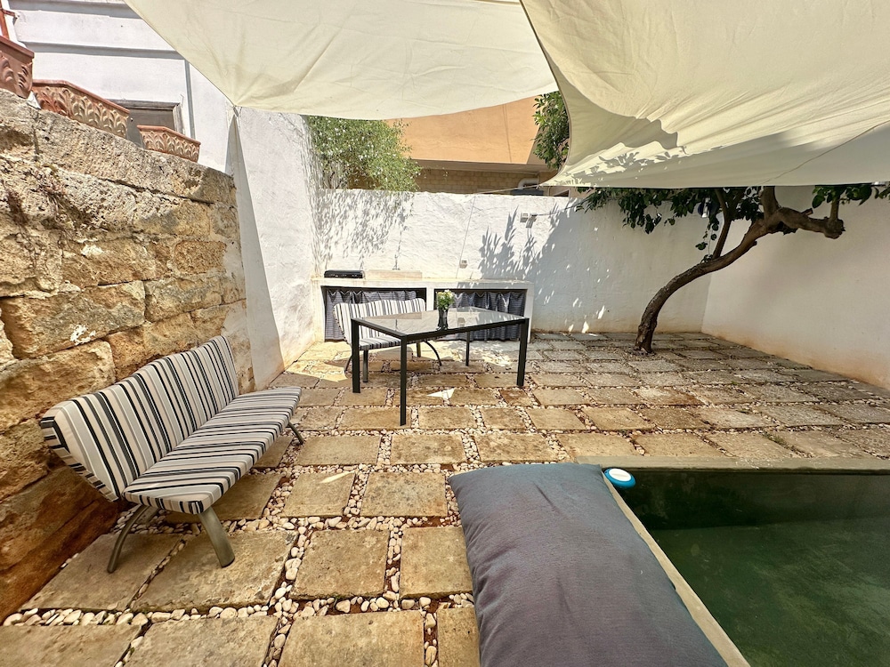 Lu Parmientu With 1 Bedrooms and 1 Bathrooms
