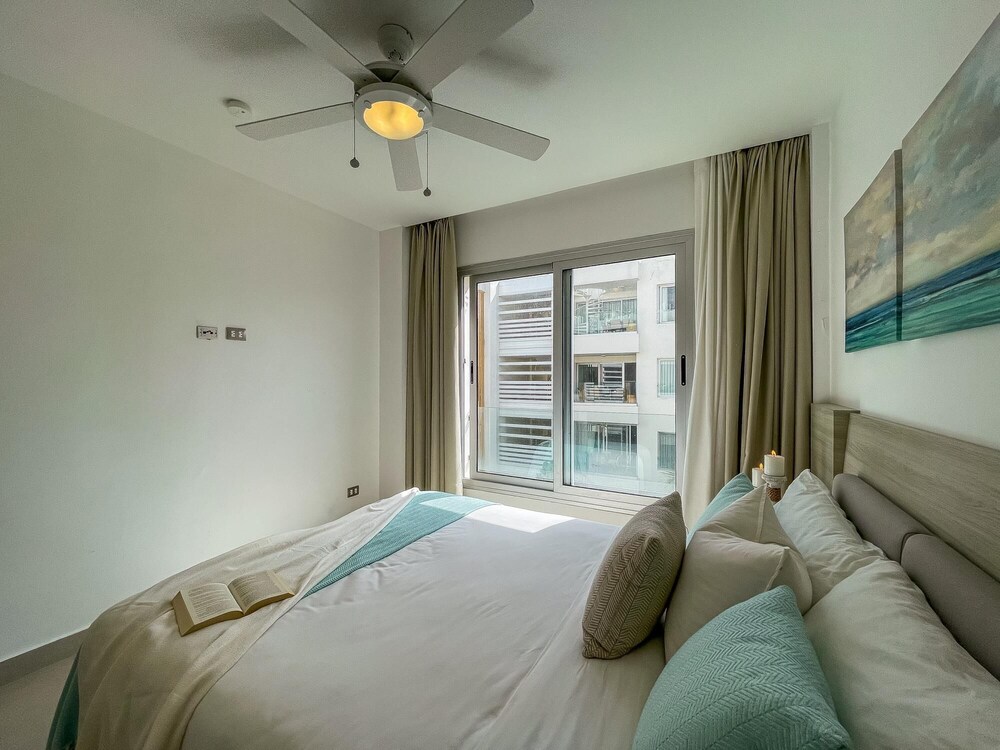 Luxury 2 bed Condo Just Steps From the Beach view 5