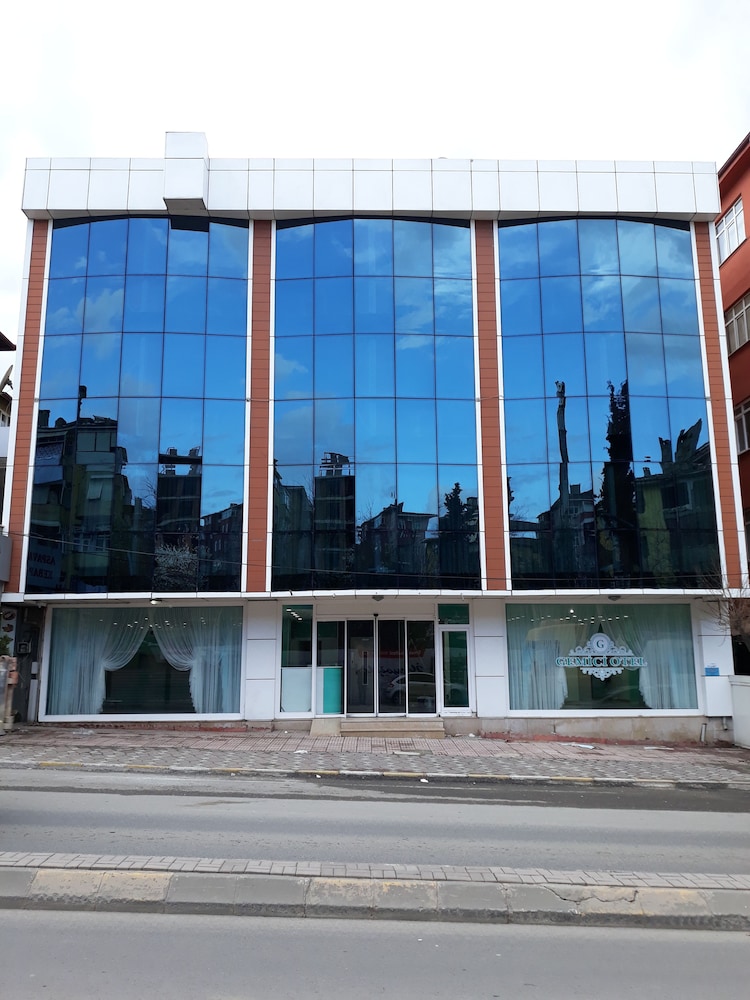 Hotel Woo Hotel - Image 1