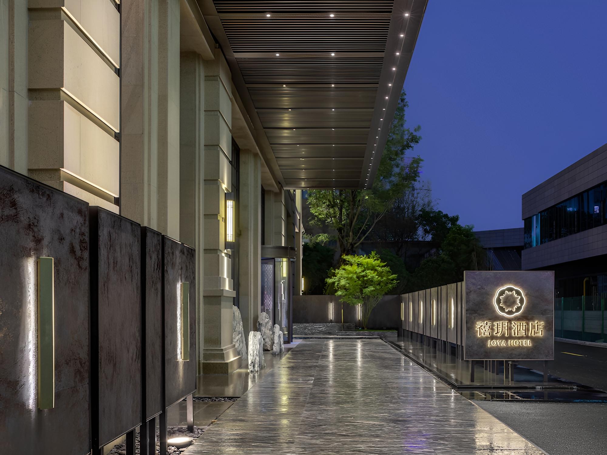 JOYA Shanghai Xujiahui Hotel