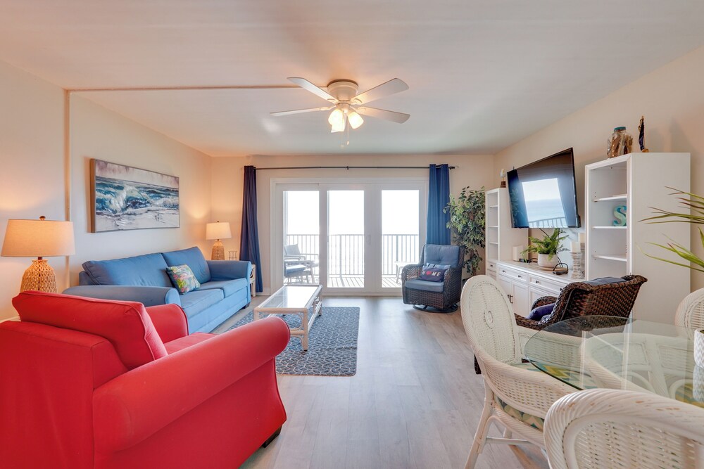 Oceanfront PCB Condo: Steps to Private Beach!