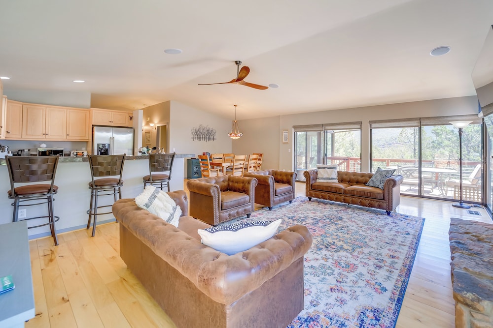 Chic Arizona Retreat w/ Hot Tub, Fire Pit  Deck! - Property Image 18