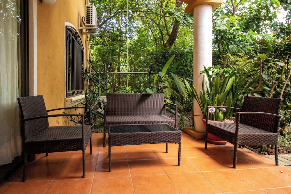 Anona Guesthouse