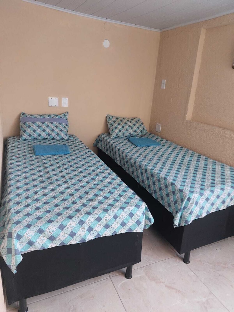 Hostel Bom e Familiar