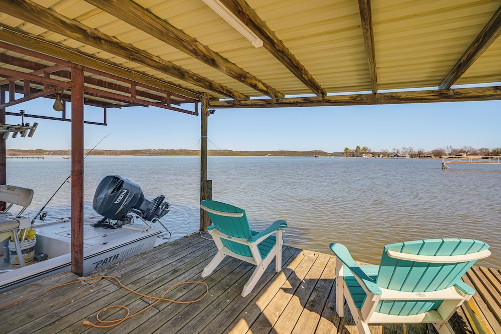 Dock & Patio: Possum Kingdom Lake House