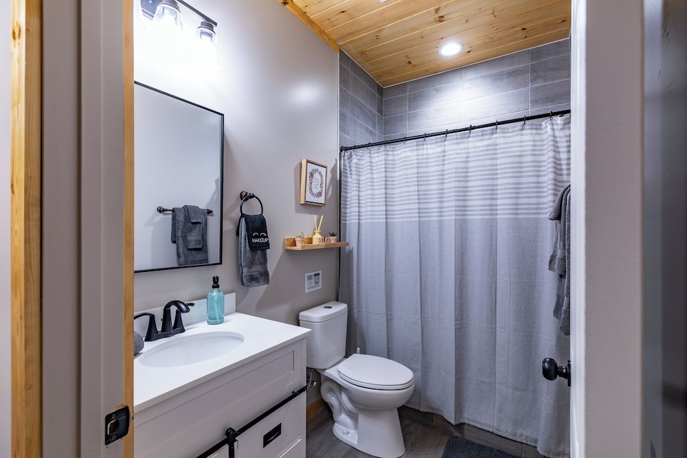 Cozy Cabin in Ellijay Near Blue Ridge
