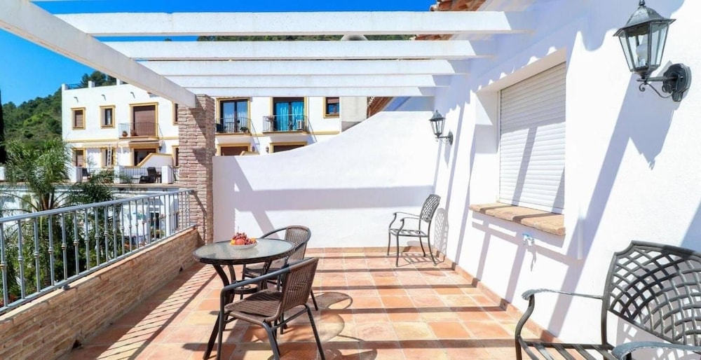 Benahavis Village House Sleeps 8