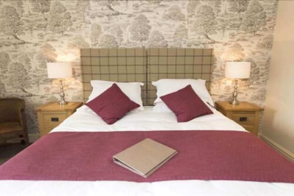 Chippenham Vacations - Crown Inn - Property Image 3