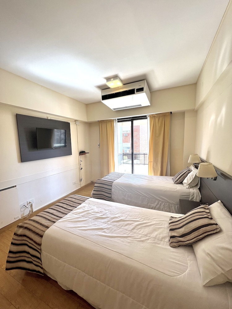 Golf Tower Suites & Apartments