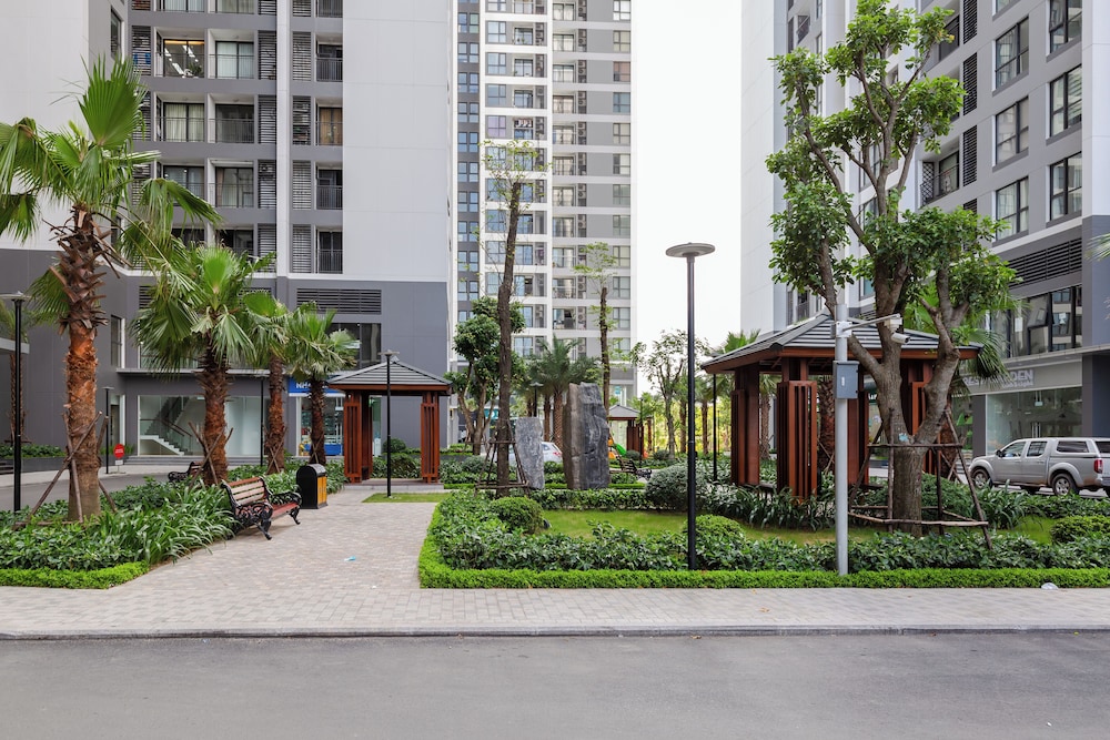 Vinhomes Green Bay Apartments