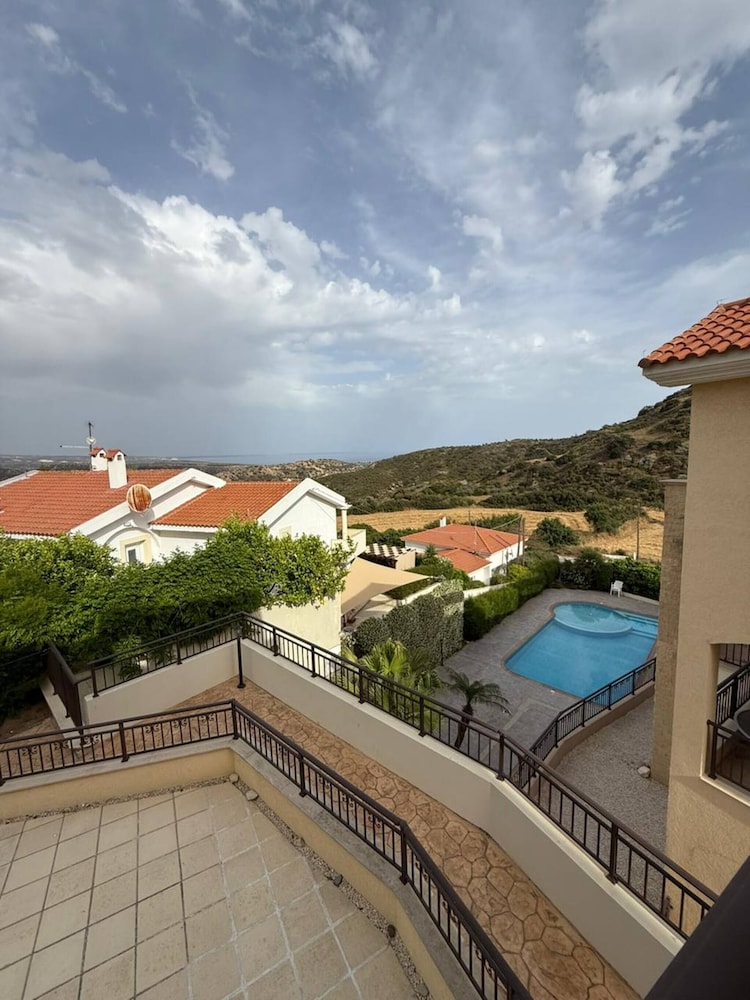 2 Rooms With Sunset View