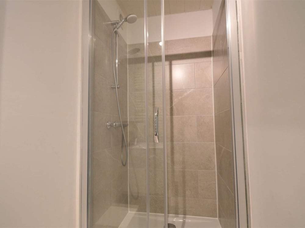 Rochehaut Hideaway With Tub