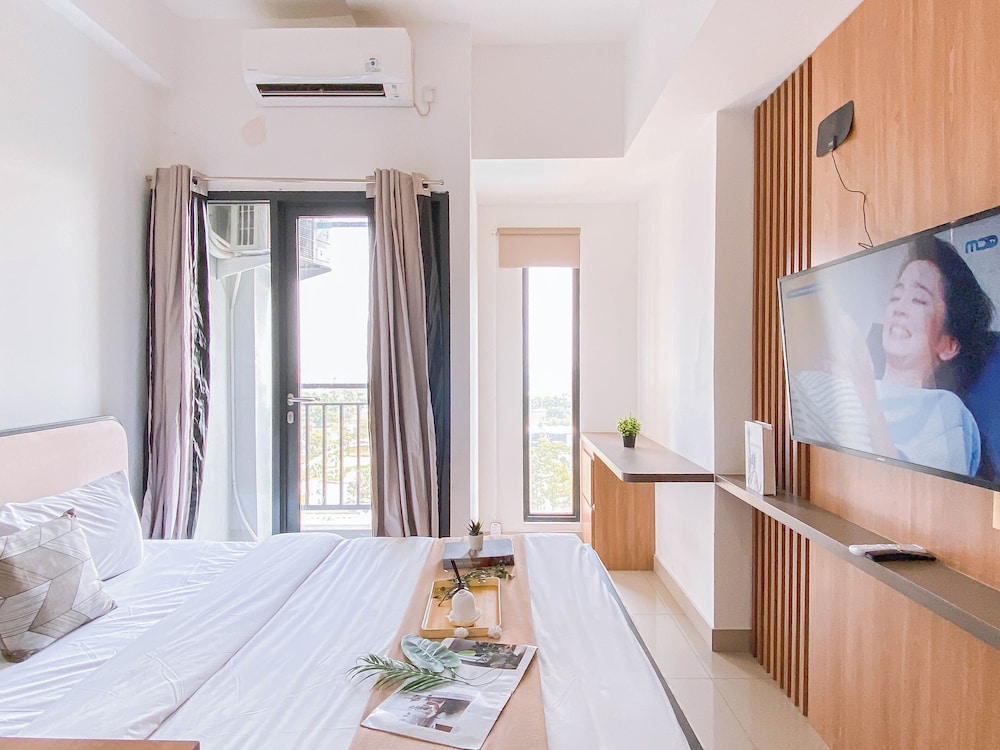 Modern Style Studio At Sayana Bekasi Apartment